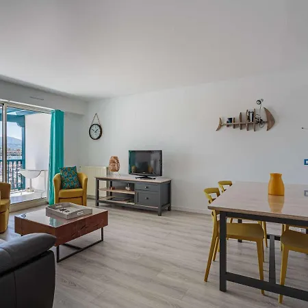 Bel Renove Face Port De Plaisance Avec Parking, A 2 Pas De La Plage, Classe 3 Etoiles - Fr-1-2-405 Apartment