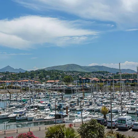 Apartment Bel Renove Face Port De Plaisance Avec Parking, A 2 Pas De La Plage, Classe 3 Etoiles - Fr-1-2-405 Hendaye